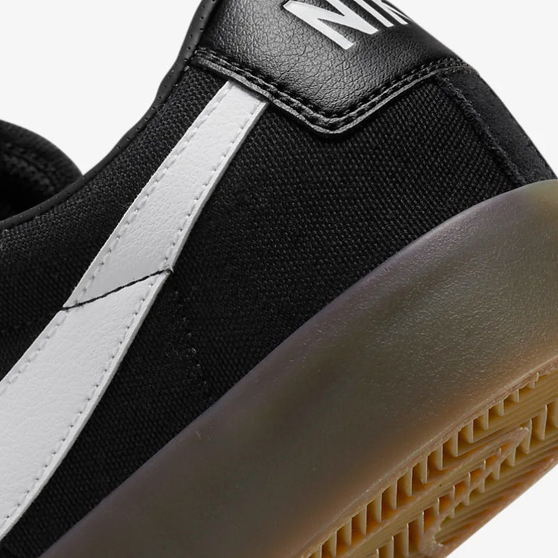 nike sb shoes zoom blazer low GT (black/black/white/gum)